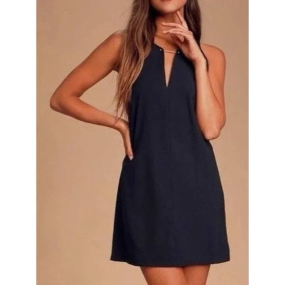 Lulus Dresses & Skirts - Lulus Near or Bar Black Shift Dress